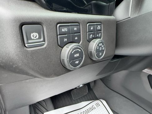 Certified 2024 Chevrolet Silverado 1500 LTZ AWD/4WD image 19