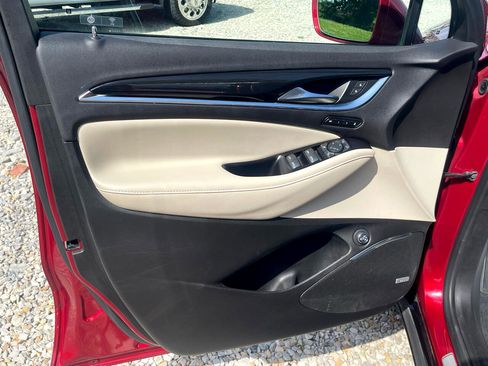 Used 2019 Buick Enclave Premium w/ Experience Buick Package image 11