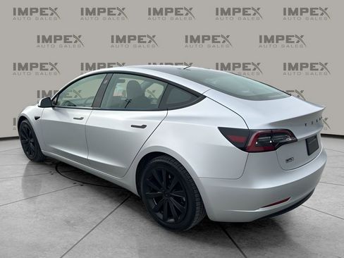 Used 2021 Tesla Model 3 Standard Range Plus image 3