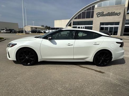 Used 2021 Nissan Maxima SR w/ Sport Mat Group image 8