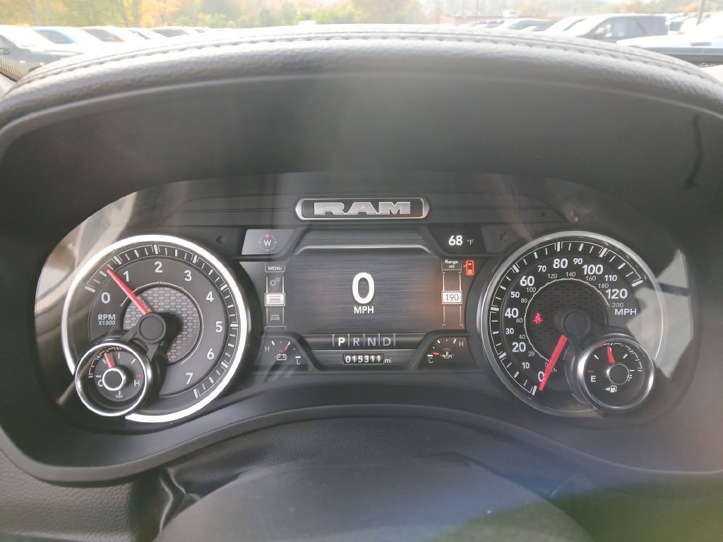 Used 2023 RAM 1500 Laramie AWD/4WD image 17