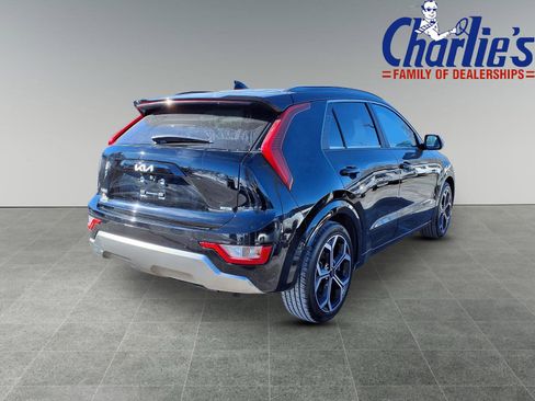 Certified 2023 Kia Niro EX Touring image 4