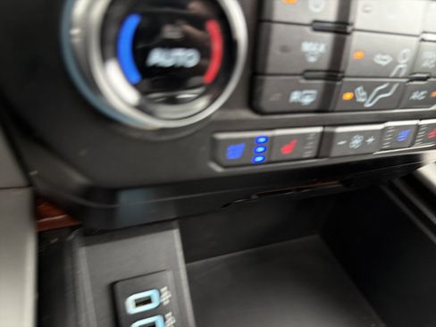 Used 2017 Ford F250 King Ranch w/ King Ranch Ultimate Package image 31