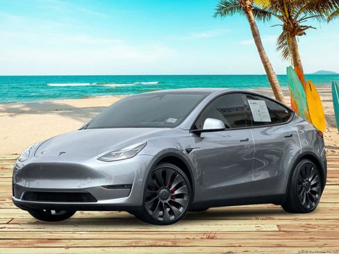 Used 2024 Tesla Model Y Performance AWD/4WD image 2