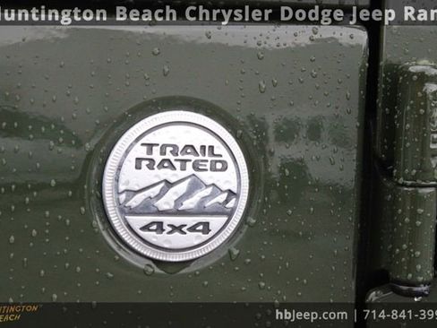 Used 2021 Jeep Wrangler Unlimited Sahara image 7