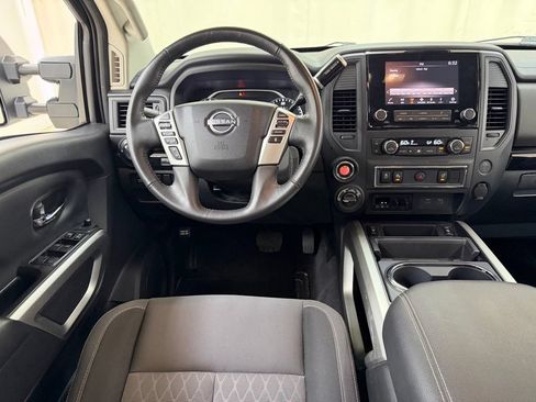 Used 2024 Nissan Titan SV w/ SV Convenience Package AWD/4WD image 29