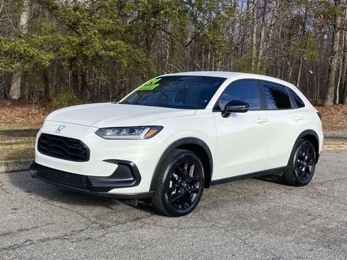 Used 2024 Honda HR-V Sport image 1