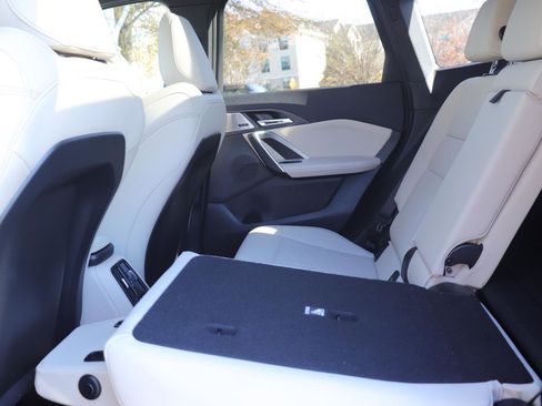 Used 2025 BMW X1 xDrive28i w/ Convenience Package image 13