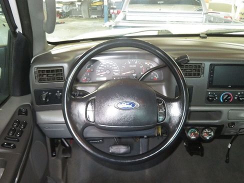 Used 2004 Ford F250 4x4 Crew Cab Super Duty image 37