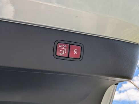 Used 2022 Mercedes-Benz EQS 450+ EQS 450+ image 13