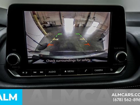 Used 2024 Nissan Rogue S FWD image 33