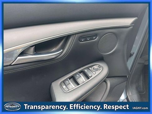 Used 2025 INFINITI QX55 Luxe w/ Cargo Package image 17