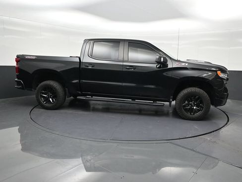 Used 2023 Chevrolet Silverado 1500 LT Trail Boss w/ LT Trail Boss Premium Package AWD/4WD image 7