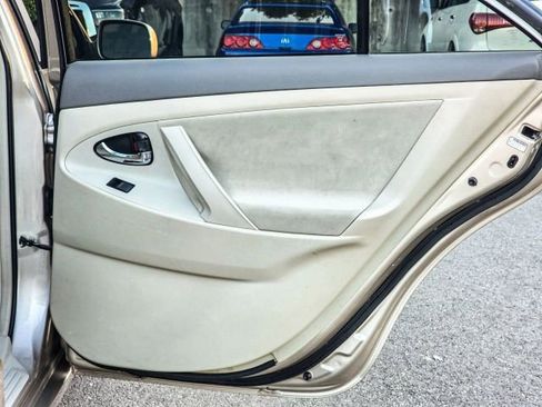 Used 2007 Toyota Camry CE image 38