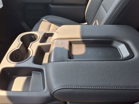 New 2025 GMC Sierra 2500 Pro image 17