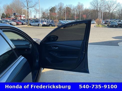 Certified 2025 Honda Accord SE image 19