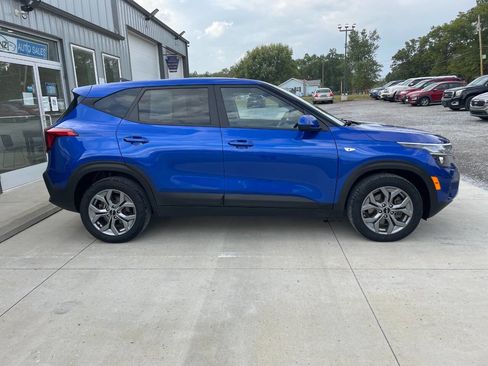 Used 2024 Kia Seltos LX image 10