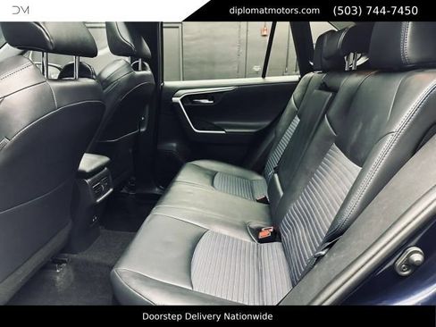 Used 2021 Toyota RAV4 XSE AWD/4WD image 23