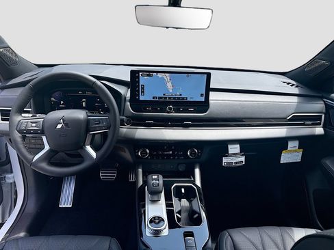 New 2026 Mitsubishi Outlander SEL FWD image 25