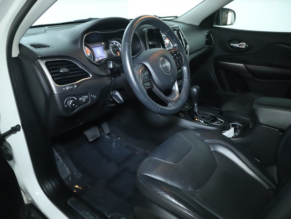 Used 2019 Jeep Cherokee Limited AWD/4WD image 18