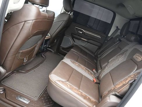 Used 2025 RAM 1500 Limited AWD/4WD image 21
