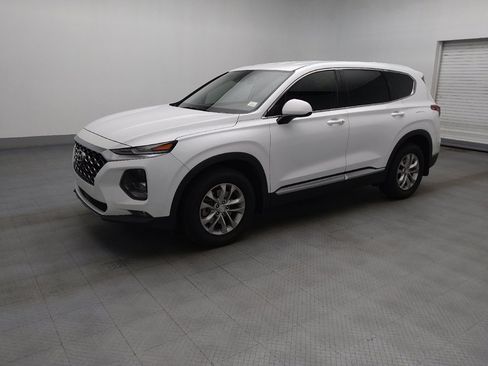Used 2019 Hyundai Santa Fe SEL FWD image 2