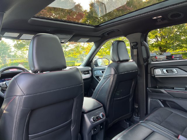 Used 2026 Ford Explorer ST w/ Sun And Sound Package AWD/4WD image 27