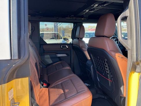 Used 2023 Ford Bronco Heritage Edition image 9