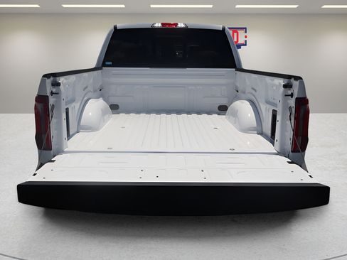 New 2026 Ford F150 Lariat w/ Equipment Group 501A Mid AWD/4WD image 9