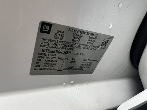 Used 2016 Cadillac Escalade ESV Platinum image 39