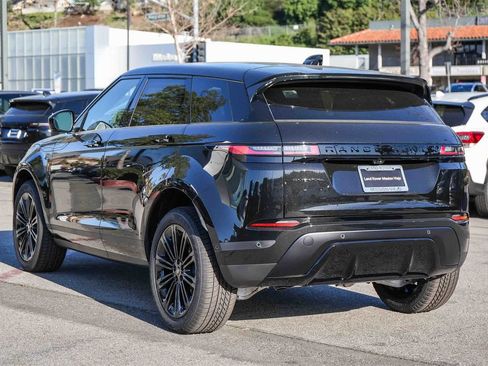 New 2026 Land Rover Range Rover Evoque S image 8