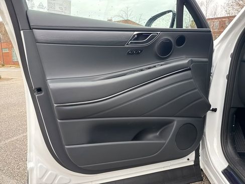 New 2026 Genesis GV80 3.5T Prestige image 12