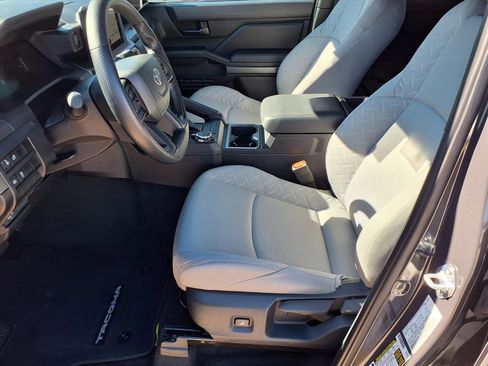 Certified 2025 Toyota Tacoma SR5 image 12