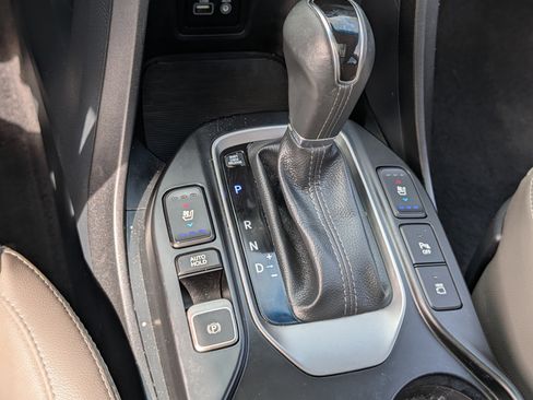 Used 2019 Hyundai Santa Fe XL AWD/4WD image 24