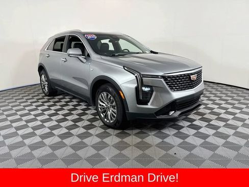 Used 2025 Cadillac XT4 Premium Luxury AWD/4WD image 1