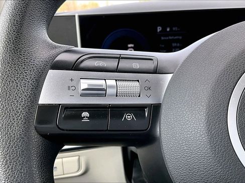 Used 2025 Hyundai Tucson SEL image 16