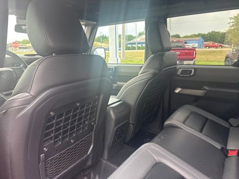 Used 2023 Ford Bronco Black Diamond AWD/4WD image 17