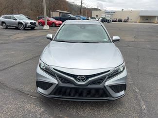 Used 2021 Toyota Camry SE video 3