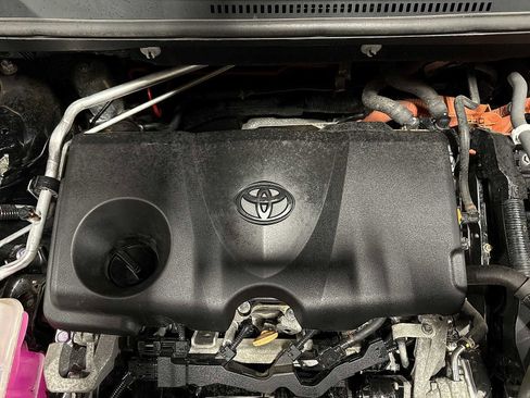 Used 2020 Toyota RAV4 LE image 12