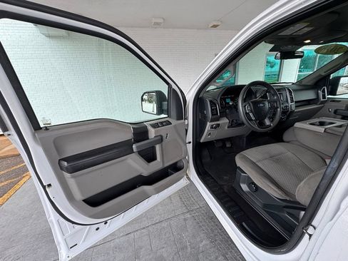 Used 2018 Ford F150 XLT RWD image 11