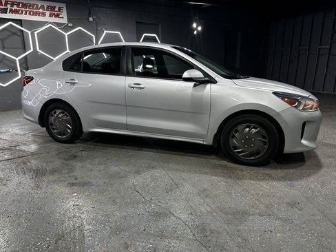 Used 2020 Kia Rio LX FWD image 4