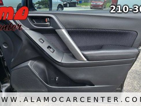 Used 2018 Subaru Forester 2.5i Premium AWD/4WD image 17