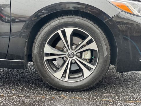 Used 2022 Nissan Sentra SV w/ Lighting Package image 27