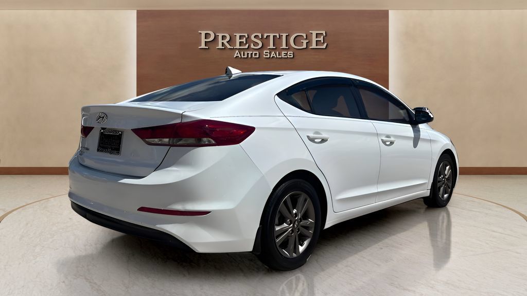 Used 2018 Hyundai Elantra SEL FWD image 19