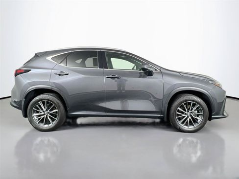 Used 2023 Lexus NX 350 AWD image 7