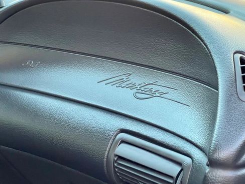 Used 2000 Ford Mustang GT image 20