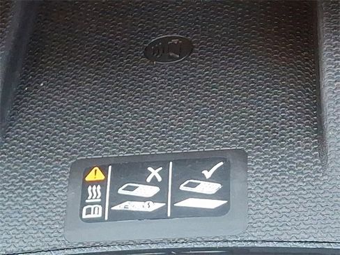 Used 2021 Chevrolet Blazer RS w/ Enhanced Convenience Package image 28