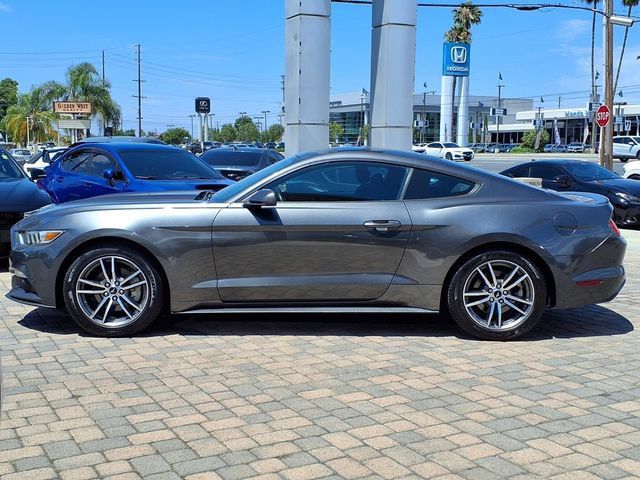 Used 2017 Ford Mustang Coupe RWD image 2
