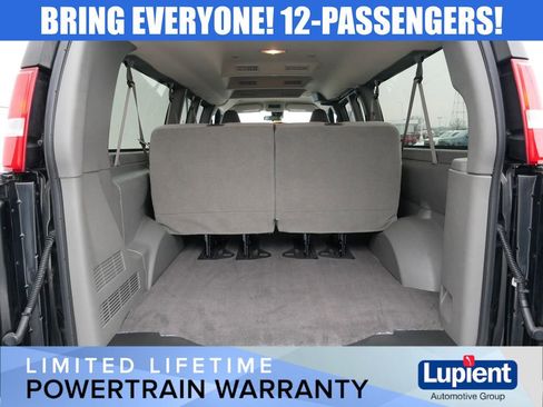 Used 2025 Chevrolet Express 3500 LT w/ LT Preferred Equipment Group image 7