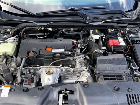 Used 2019 Honda Civic Sport image 9
